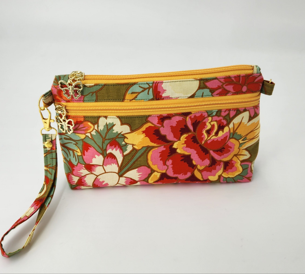 Poppy Wristlet Purse