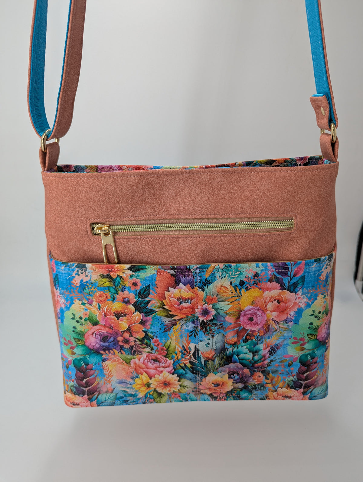 Caitlin Crossbody